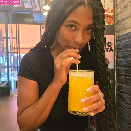 Jessica Nahomy erotic star img