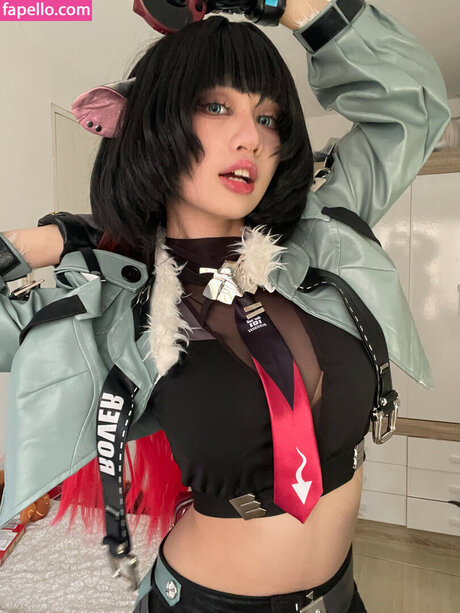 Kettsley star exclusive photos