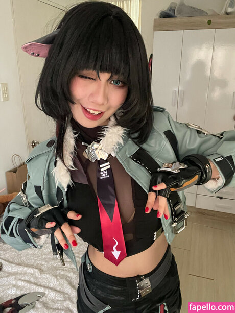 Kettsley adult model pictures