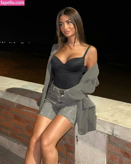 Melissasantachiara perfect model gallery