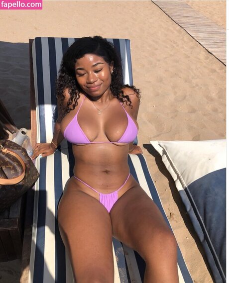 kurlykyy nudes pornstar pictures