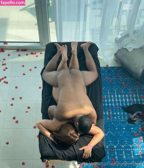 Costina Munteanu perfect model image