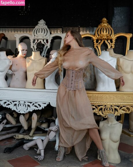 Atanasova Lera exclusive model pictures