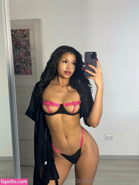 susiestone pornographic model galleries