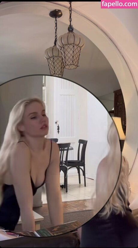 Colette Cherry beautiful star images