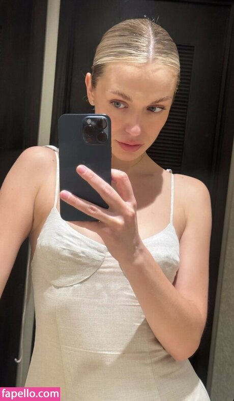 tonyapredko model sexy pic