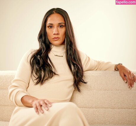 Amanda Serrano top actress pictures