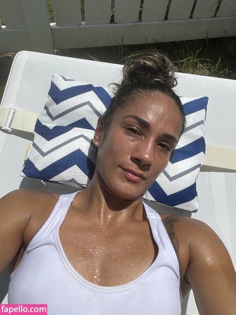 Amanda Serrano art star img