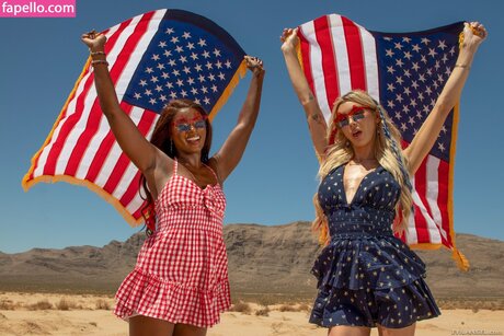 TS Aubrey Kate star hot pic