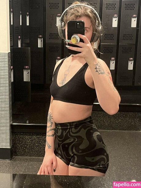 Msvioletvixxen free actress img