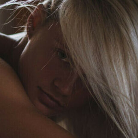 Bree Delamont naked actress img