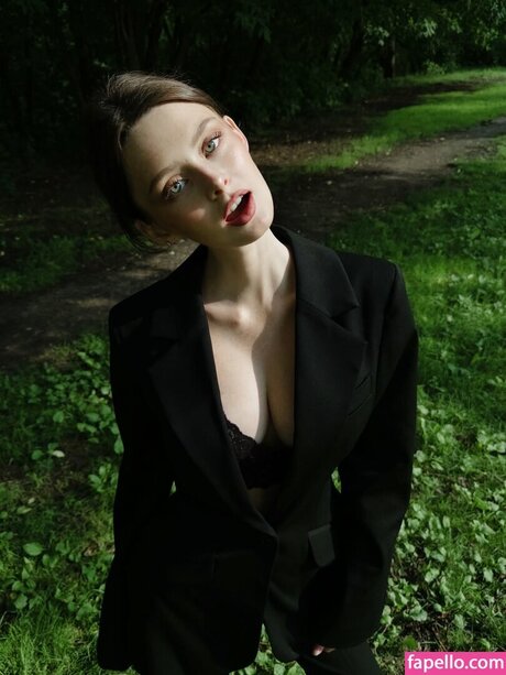 Shashka U model sexy img