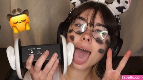 notpeebo star porn pic