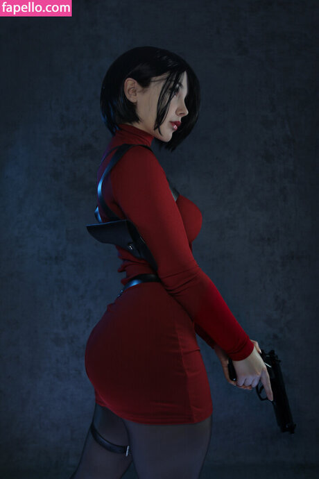 Nyeupe art actress photos