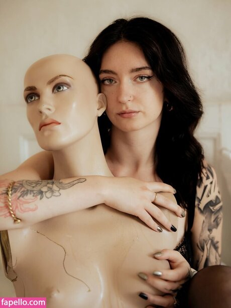 Kiras note exclusive actress archive