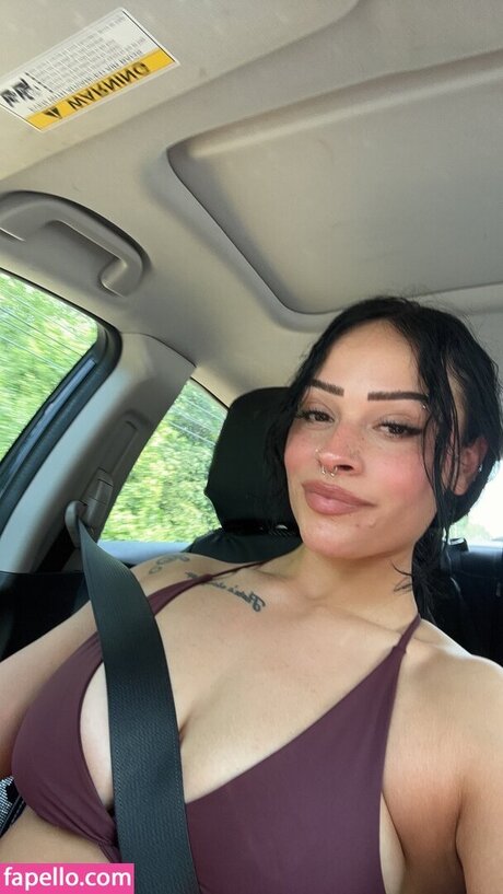 Kingandrea model xxx photo