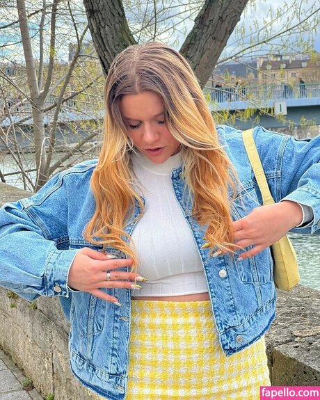 Justinaccessible pornstar xxx image