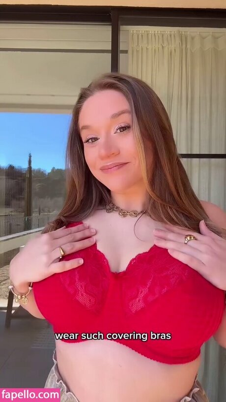 Justinaccessible top model img