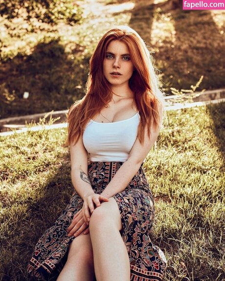 Lucilla Jiggly high quality pornstar img