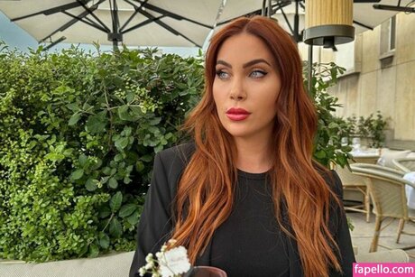 TaraTabitha xxx pornstar pic