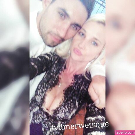 Amber Koltzow Bastick hot star photos