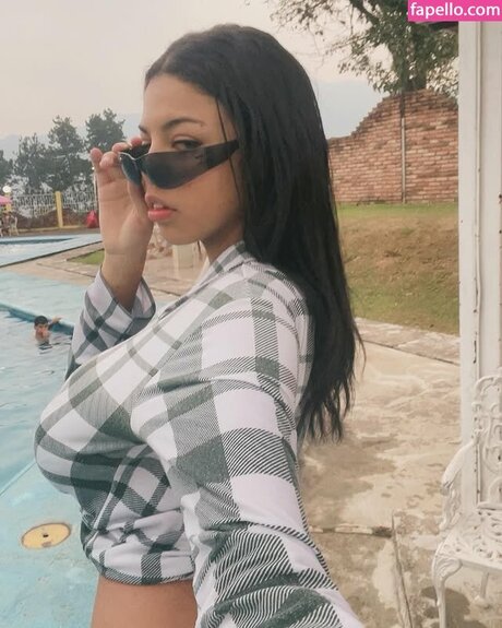 Ale oficial model porn pictures