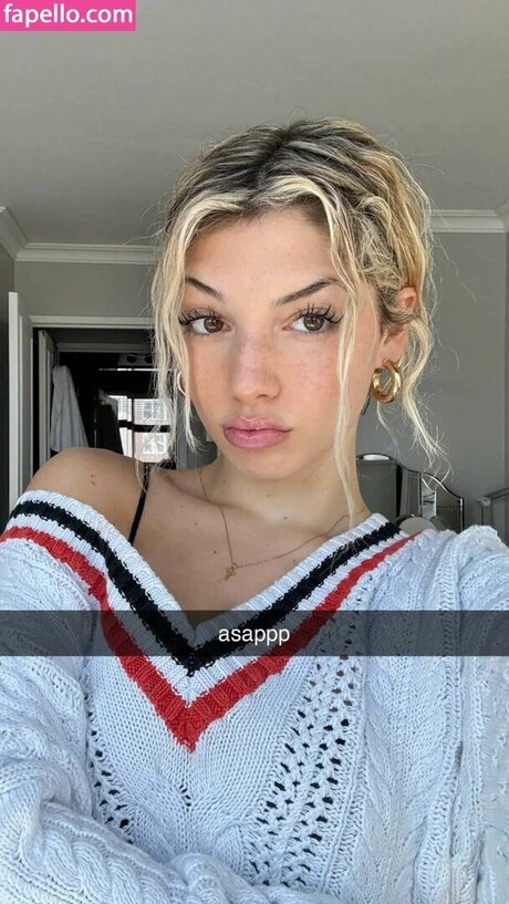 Megan Eugenio model exclusive image