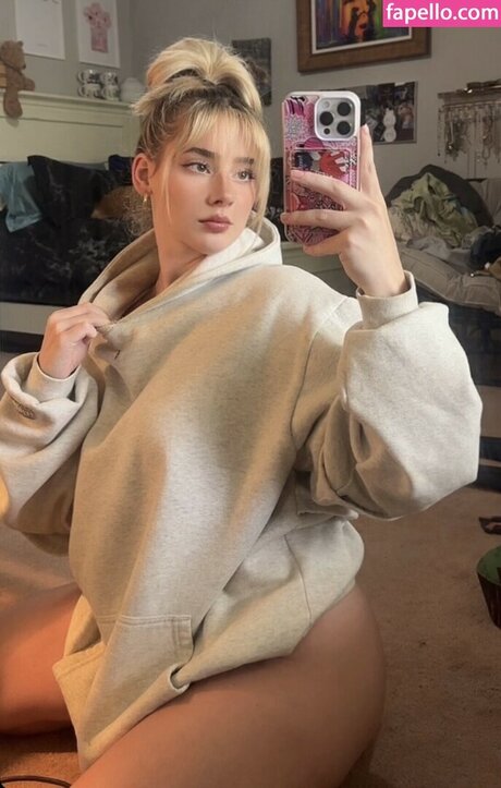 lizgrimess model perfect archive