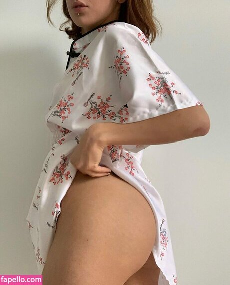 likaaa xo model exclusive img