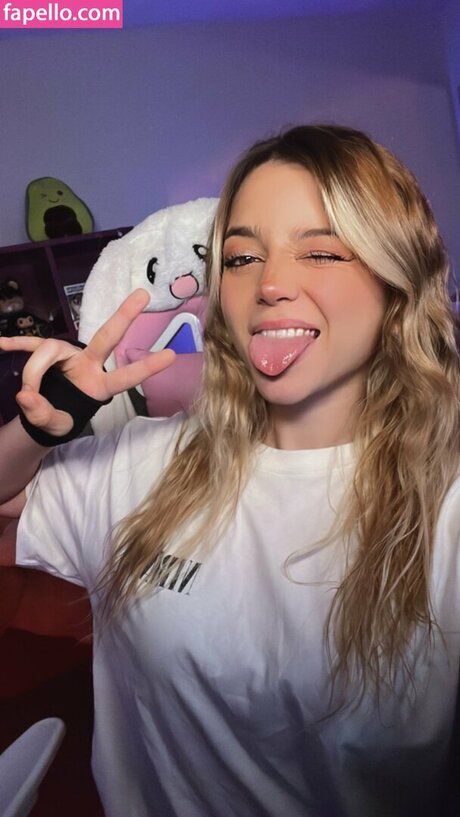 man onlyfans pretty photos