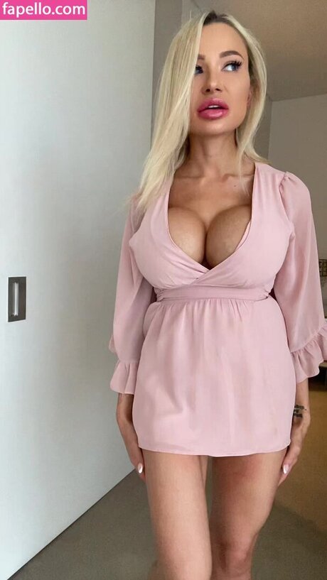 Portia Paris perfect model photo