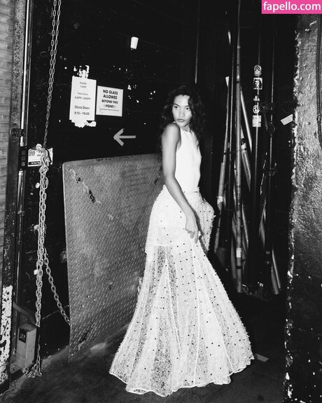 Olivia Dean porn star images