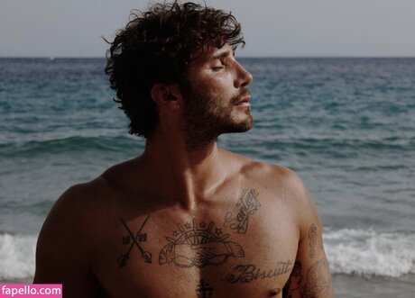 Stefano De Martino model pornographic pic