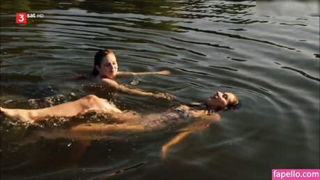 Josefine Preu_ nudes star photos