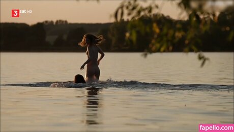 Josefine Preu_ porn model img