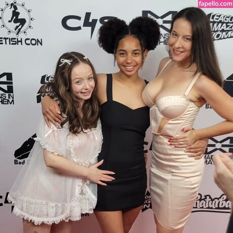 Sarah Gregory high quality star image