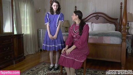 Sarah Gregory naked star picture