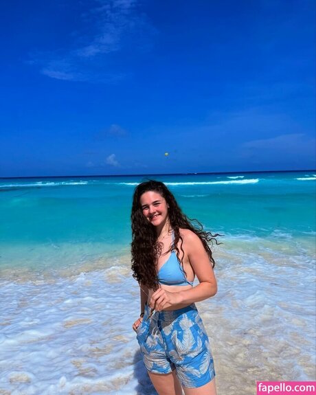 Abbi Pulling pornstar hot img