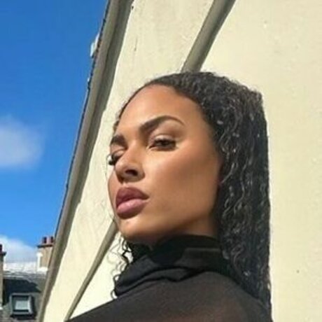 Liz Cambage pornographic model galleries