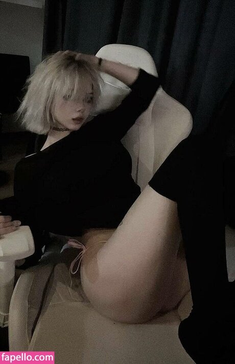 Paradoxy nudes actress pics