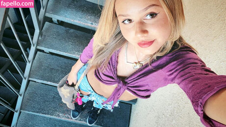 Ruby Rose Turner hd actress pics