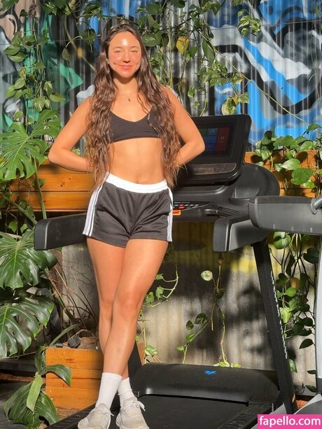 Plain Janes model perfect galleries