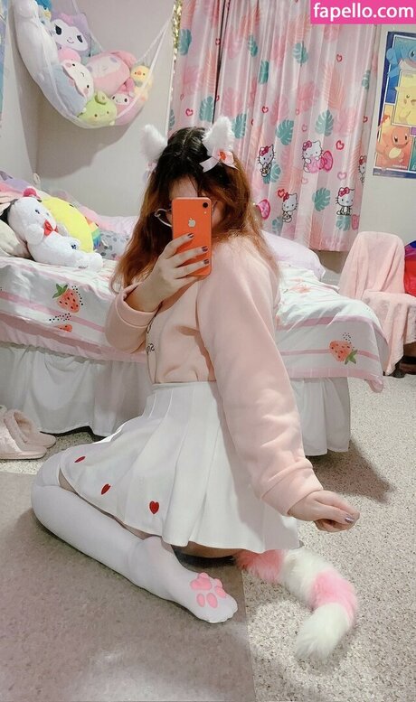 Immy Bisou model pornographic pic