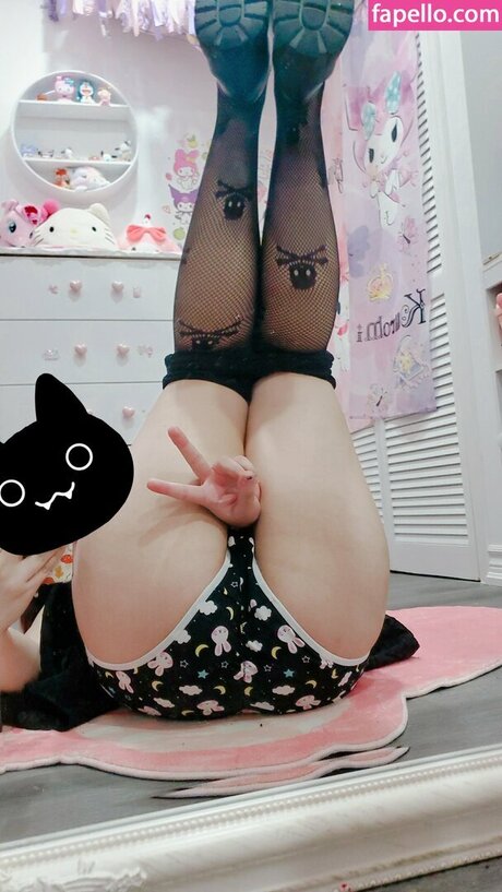 Immy Bisou adult actress photos