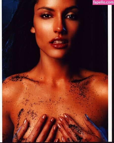 Leonor Varela porn model img