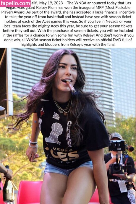 kelseyplum sexy model picture