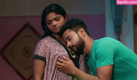 Bharti Jha model beautiful galleries