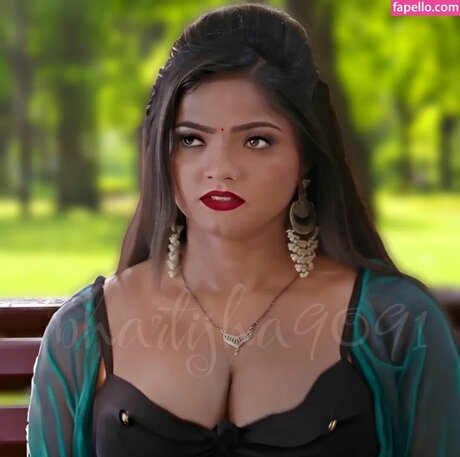 Bharti Jha hot pornstar image