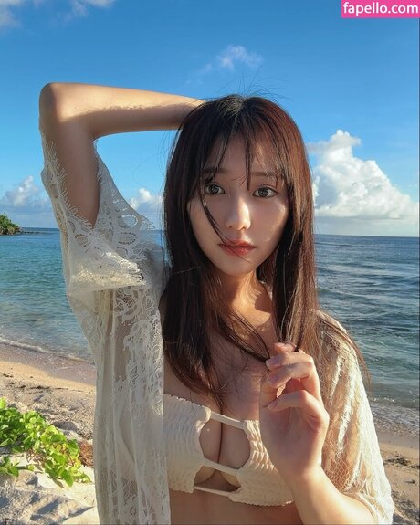 Tanaka Miku model nudes archive