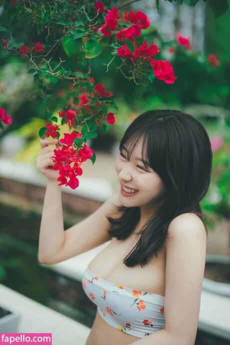 Tanaka Miku star adult archive